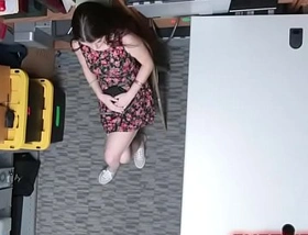 Shoplifting Teen Can Fuck Secuirty Or Go To Prison