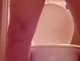 Canadian milf queen mea's morning piss