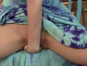 Tattooed lila humping her hand